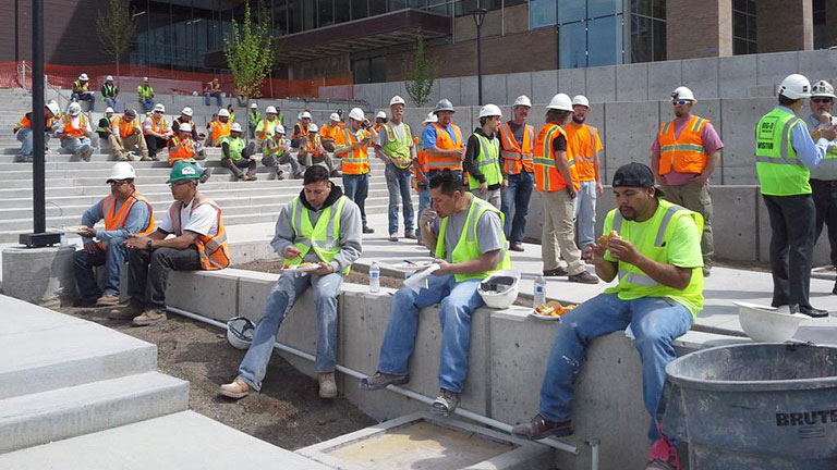 Catering op bouwlocatie Vijfschaft Catering